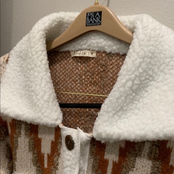 Lavender Tribe Montana Knit Sweater .Size: Medium - Picture 9 of 17